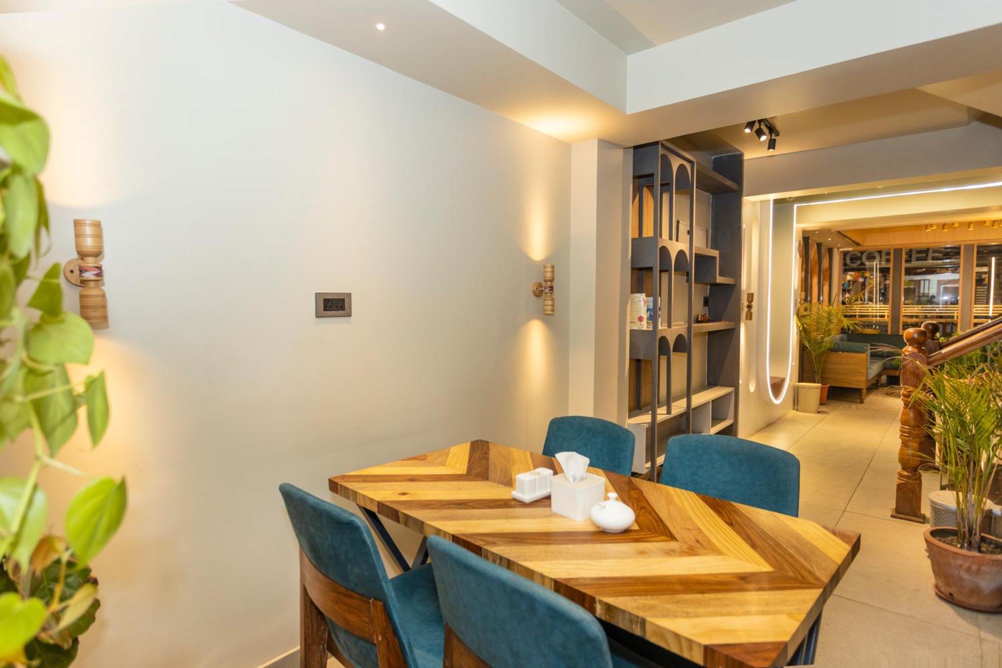 Ananta Home Kathmandu Buitenkant foto